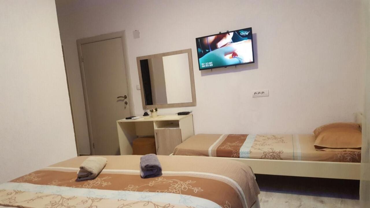 Apartments Ardoni Ulcinj Exterior photo